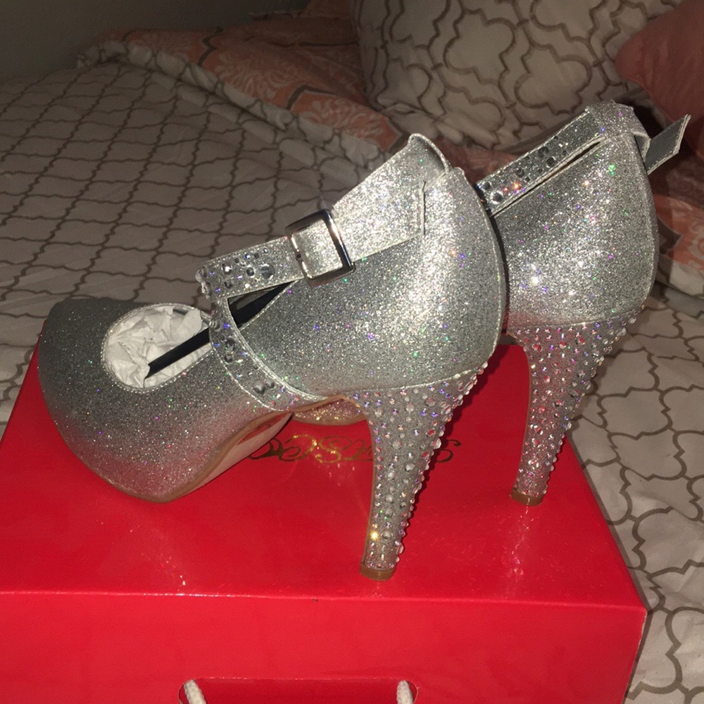 Silver Glitter Heels - image 3